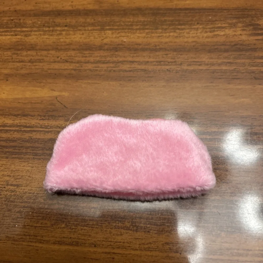 Barbie Light Pink Fur Shoulder‎ Shawl